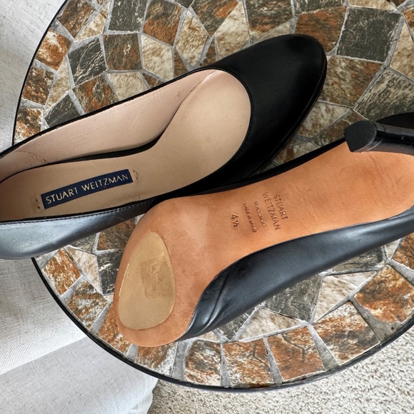 Stuart Weitzman Black Leather Heels • Size 4.5 • Barely Worn • Made in Spain - Picture 6 of 8